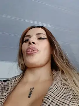 Cata_city1106 - Show titis public