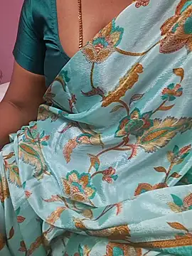 Tamil_Ammani - Boobs show😜😜😝🥰🔥🔥🔥