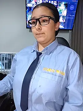 Cute_Penelope - fingers in pussy+creams cum in work🤫shh