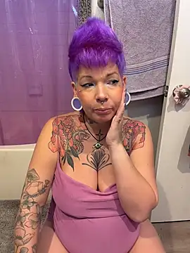 Eva_Monroe- - Milky Titty Squirt