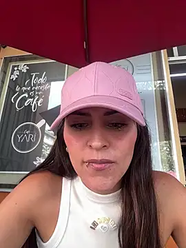 Sofiadelacruz - Fingers inside