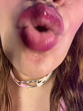Naughty_flower18 - deeptroap and much saliva