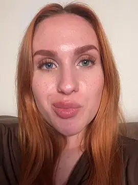 ChiaraVelvet - Lick on my Dildo 2 mins 🥵💦