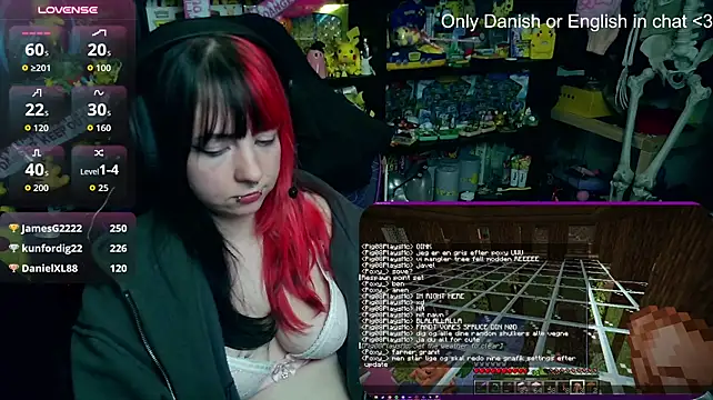 CutieTracer - LAST TIPPER GETS A NUDE IN DM🥰