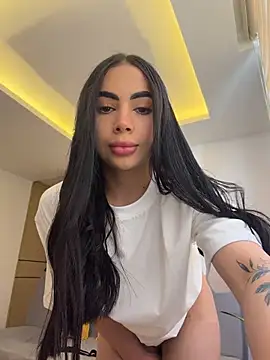 Tamy_xoo - Plug on my Ass