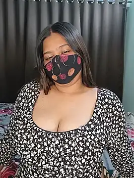 YOUR_GF_ - Show boobies 🥵💦