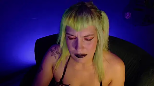 BlairVixen - SHow feet