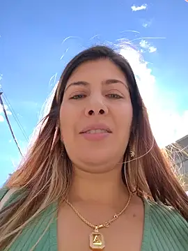 Scarlett_moore - Toples 5 min in public