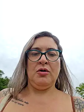 BellaFortuneGaucha - Peitos no rua