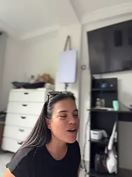 JuanitaMore01 - outdoor toy with remote control 😏🤫🤭👿