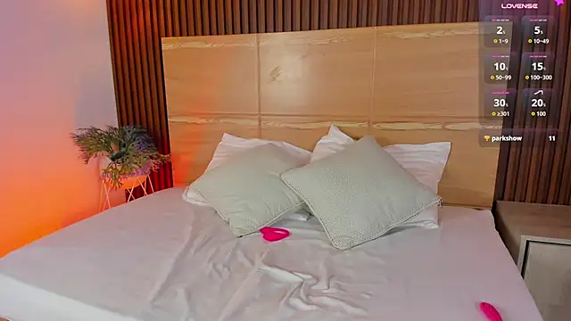 Carlina_15 - slaps for my butt