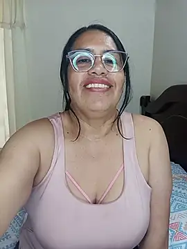 Emilif_ - Montar Almohada + Fingir Orgasmos