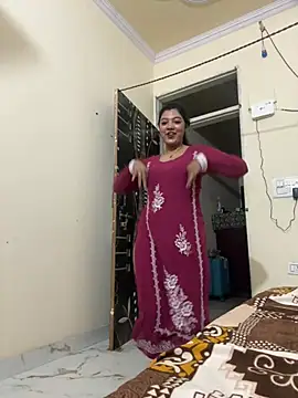 Heena-khan-12 - Boobs and face ❤️💋