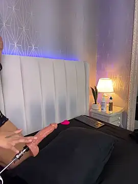 Mia-Medina - spanks ass x5