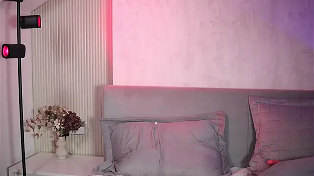 CarlottaRusso - domi inside my tight pussy