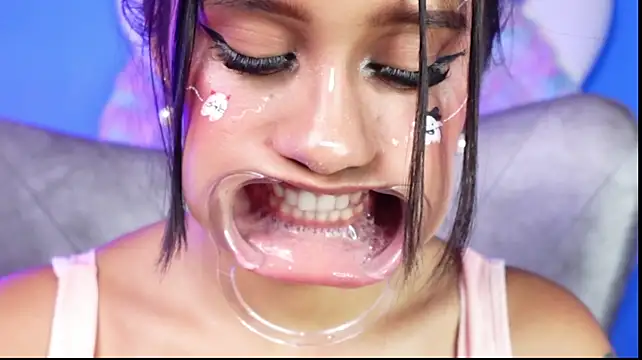 Foxy_samy - destroyed make up with sloppy saliva