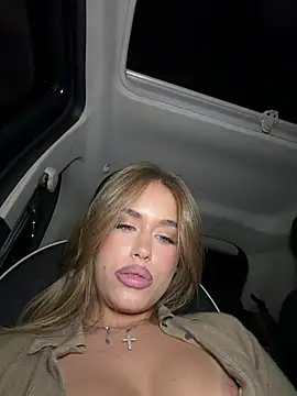 Jessicablondexxx - Sex outside🔥🔥