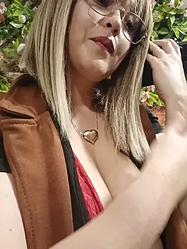 Katy__A - Drooling at breasts and licking nipples
