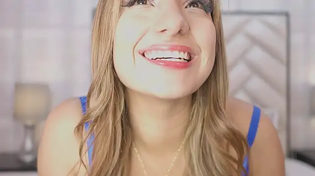KikiiLove - x5 spaking tits