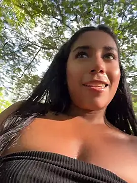 SaryJonex - SQUIRT W OPEN DOOR