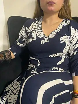 Tasty_LushDesire - Sit nude and finger pussy😍