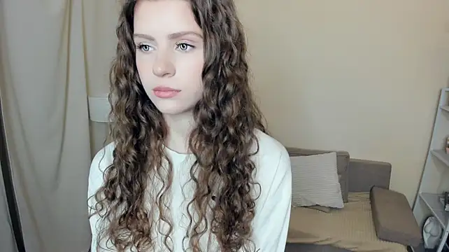 MaricruzSauders - Tongue play close-up