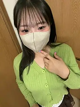 Awabi_awb - カーディガンぬぎぬぎ❤️Gカップ谷間見せ❤️