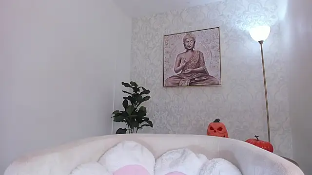 Saphira_tonquer - ride dildo oil