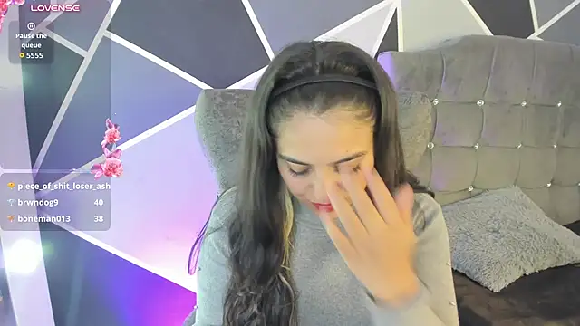 Alyssa_magiic - REMOVE BOTTOM OF MY CLOTHES