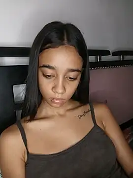Zoe_Sweett18 - Naked+Dog styls
