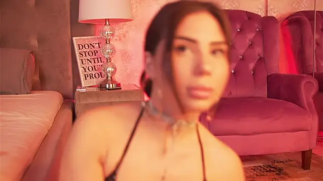 AmberValee - dildo ass
