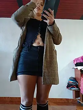 Cata_city1106 - Show titis public