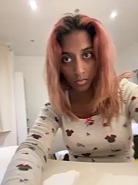 DonnaShy - Robe tease🫦