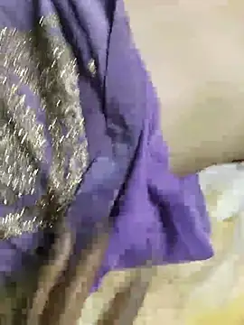 Muslim_girl45 - Boobs open