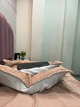 Gahia_Rey - Fuck my pussy with dildo