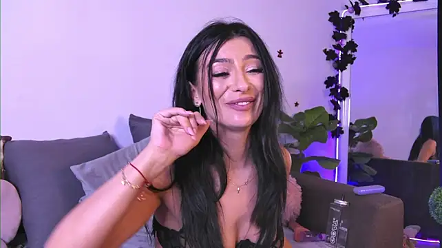 AmelieReeaa - Squirt bby girl