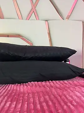 Mia_blackthorne - DOMI ON MY CLIT / MAKE ME SO WET 🥵😵