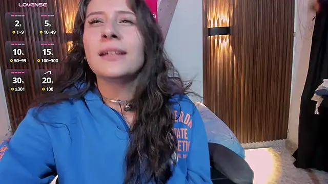Nina_daft - look at my ass