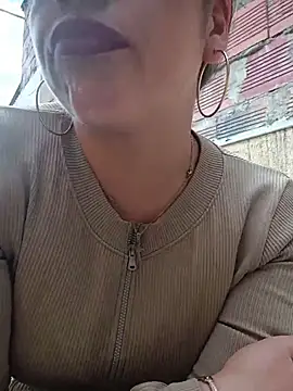 Zahra_Jalid - Clap with my ass😈😈