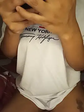 JessicaTimidaHot - Me quedo en ropa interior 🥵🥵🥵