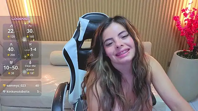 Chinatsu_t - fingers in pussy✌🏽