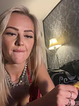 SquirtQueenNaughtyCourts