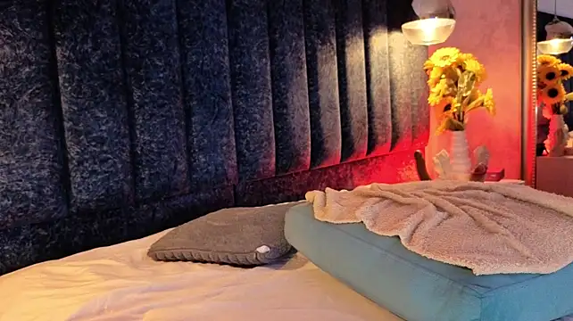 HannaRed_ - SPANK MY ASS UNTIL BE RED 👋🍑🔥