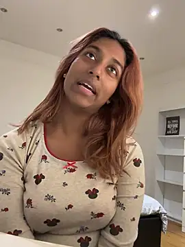 DonnaShy - Robe tease🫦