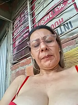 Mia-funny20 - Dildo in ass
