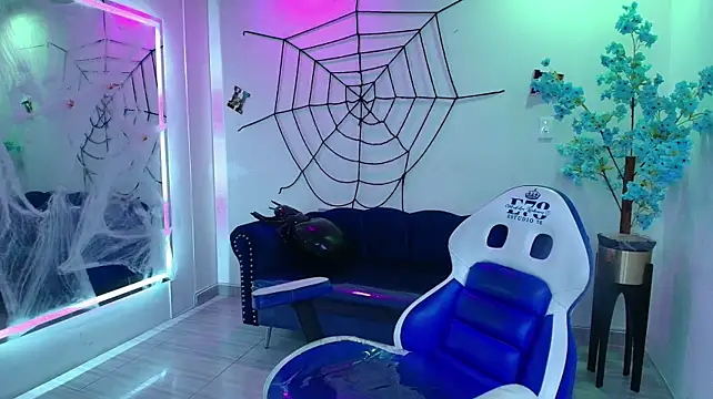 Silvana_lane - spank ass x5 🍑