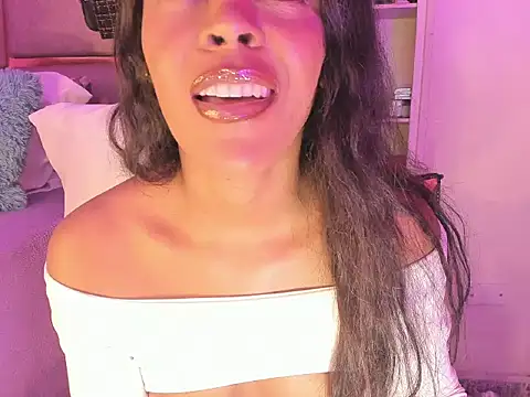 LizSmiith2 - you want to make me wet darling
