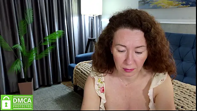MyrtleGirl_5 - to play with naked tits