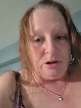 CanadianQueen1973 - Show pussy