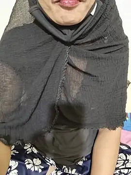 Hot_Saraa04 - Boobs show